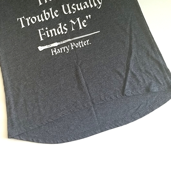 Gray Harry Potter tee, size XS - Picture 4 of 5